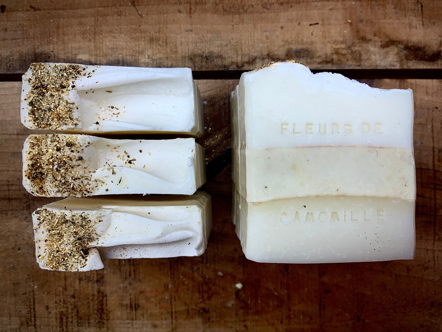 SAVON - FLEURS DE CAMOMILLE (édition limitée)