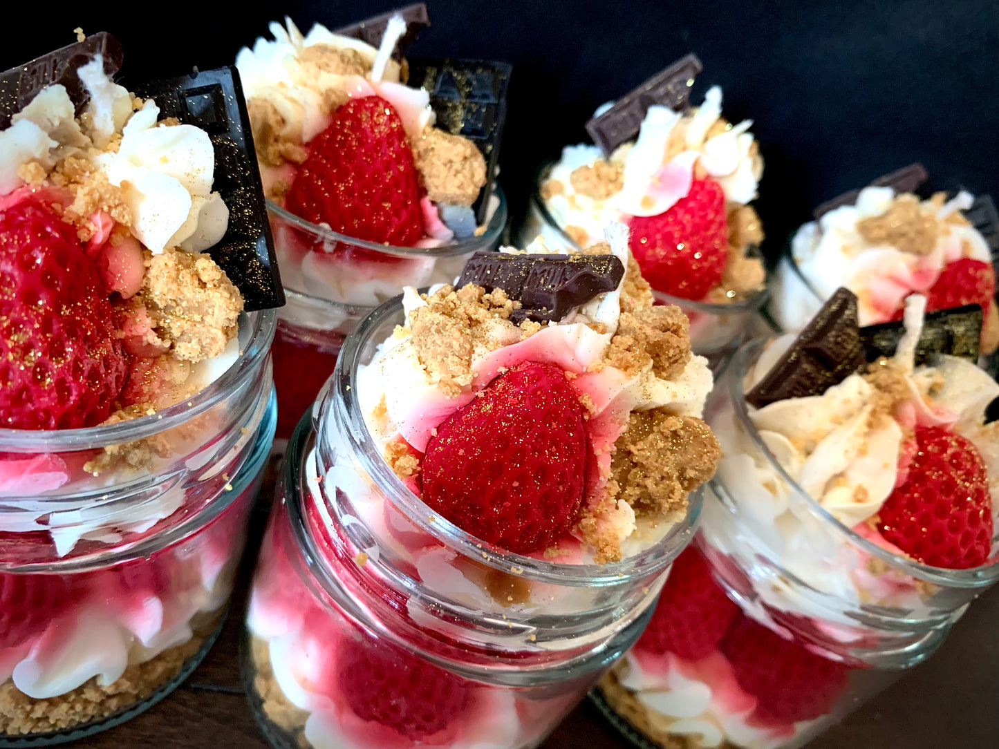SHORTCAKE AUX FRAISES - CHANDELLE DE FANTAISIE