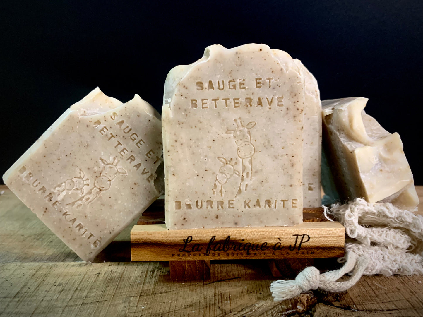 SAVON - À LA BETTERAVE ET BEURRE DE KARITÉ